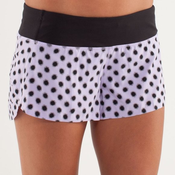 Lululemon Run: Speed Short *Naked Seam - Picture 12 of 12